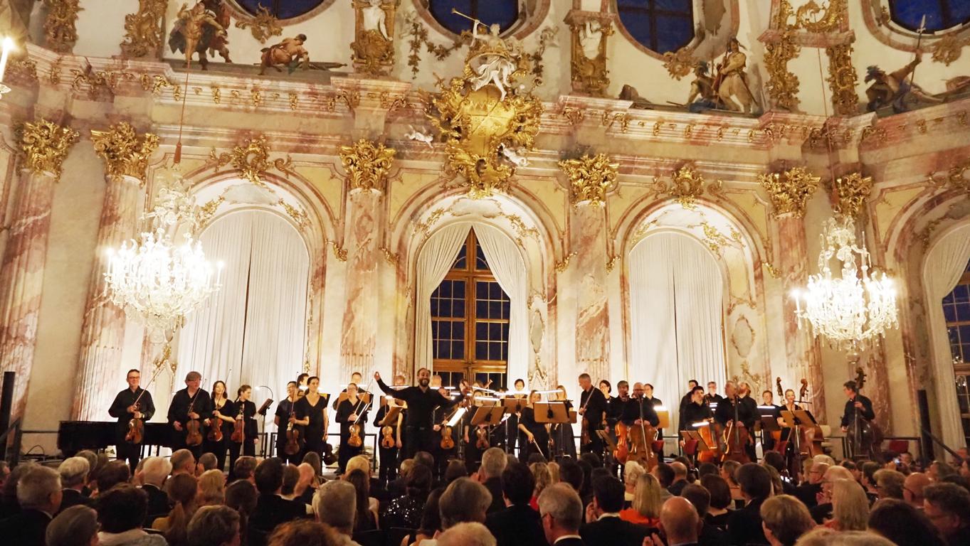 103. Mozartfest Würzburg 2024: Camerata Salzburg und Pianistin Ragna Schirmer faszinierten beim Konzert mit Staatsempfang am 18.06.2024