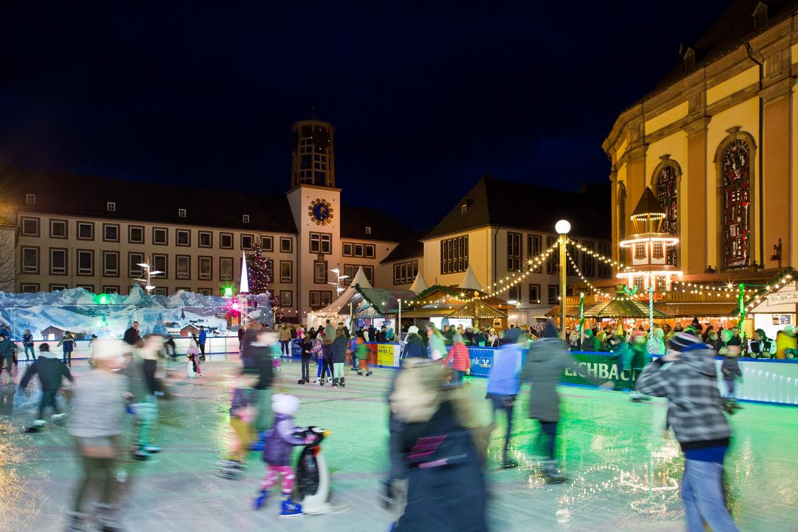 K1024 Eisbahn Marktplatz 2013 Foto B.Bertram