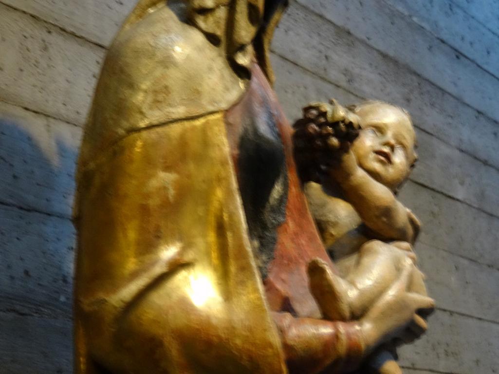 K1024 madonnenstatue3